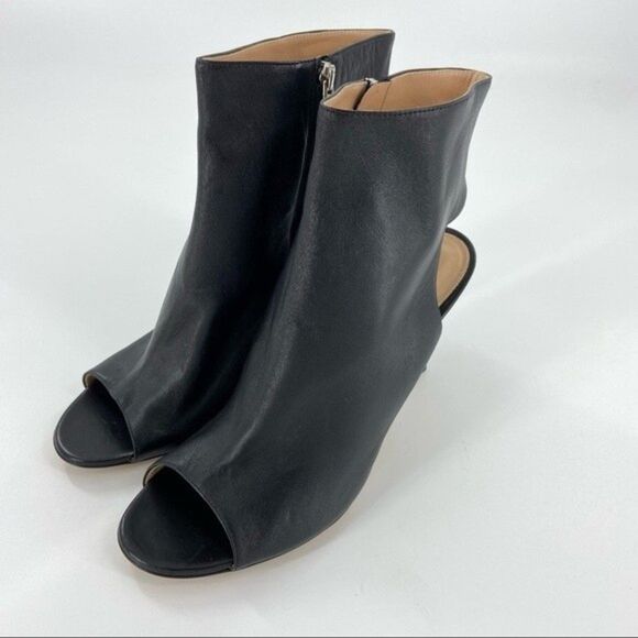 Gianvito Rossi Peep Toe Cut Out Heel Leather Ankle Booties Black 39.5 US 9.5 NEW - Picture 2 of 16